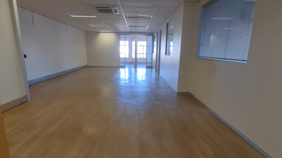 To Let commercial Property for Rent in Mowbray Western Cape